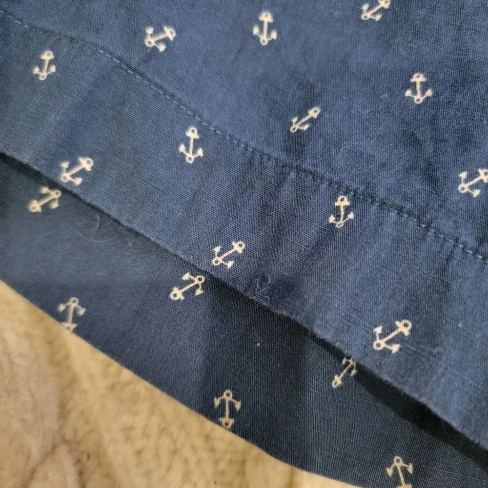 EUC J Crew Gramercy Men's Shorts size 32 Anchor Print Navy/White